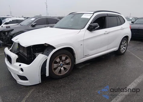 2014 BMW X1 xDrive35I из США, поврежденный, VIN WBAVM5C59EVV92813